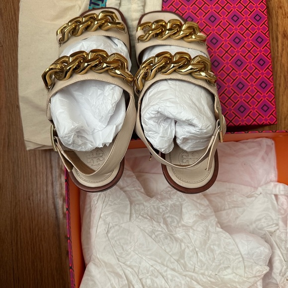 Tory Burch sandals. - Picture 2 of 5